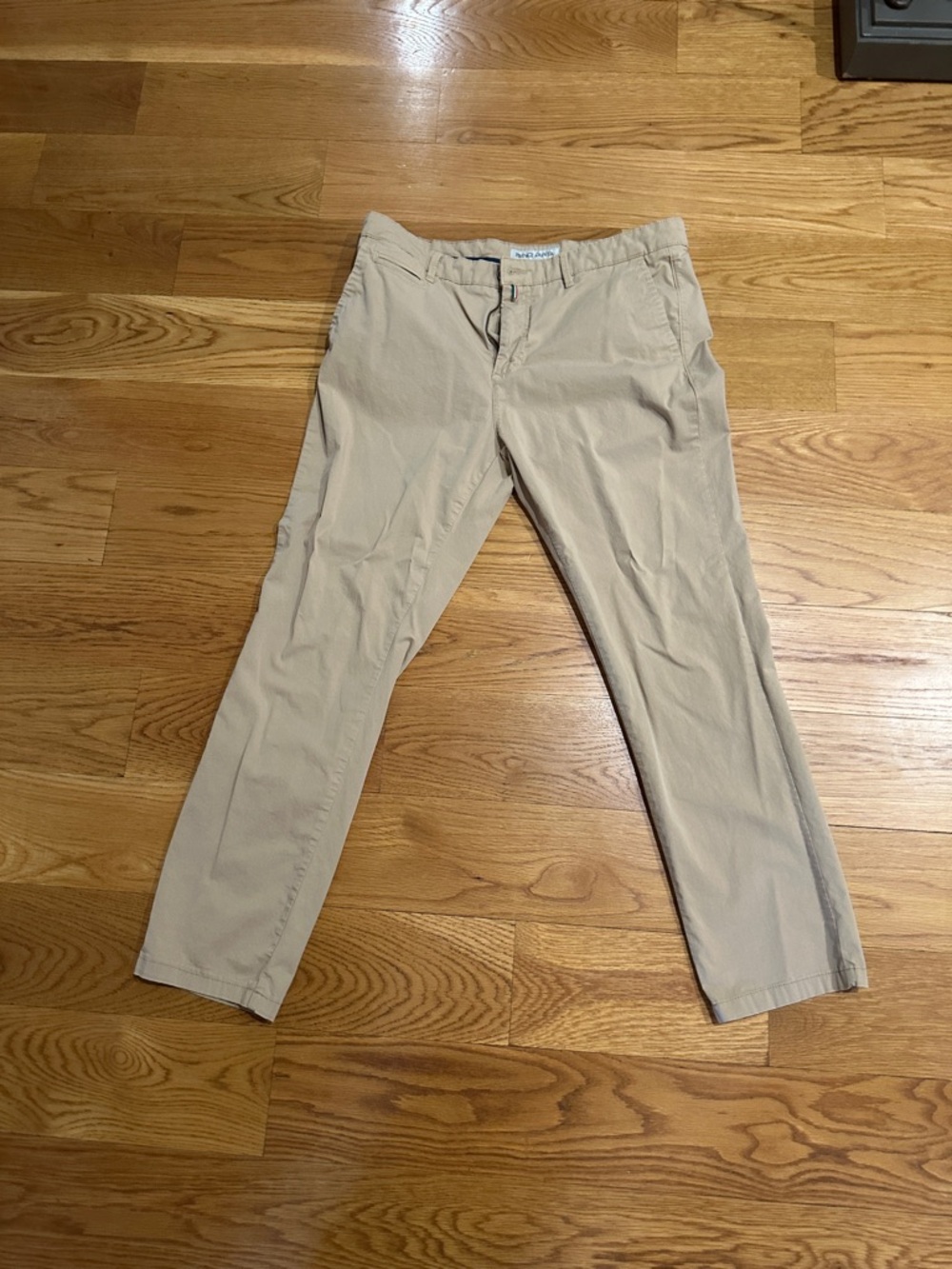 Classic Men's Chino Pants in Light Tan - Everyday Tailored Fit
